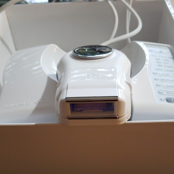 Me Elos Hair Removal Device - Picture 4 of 4